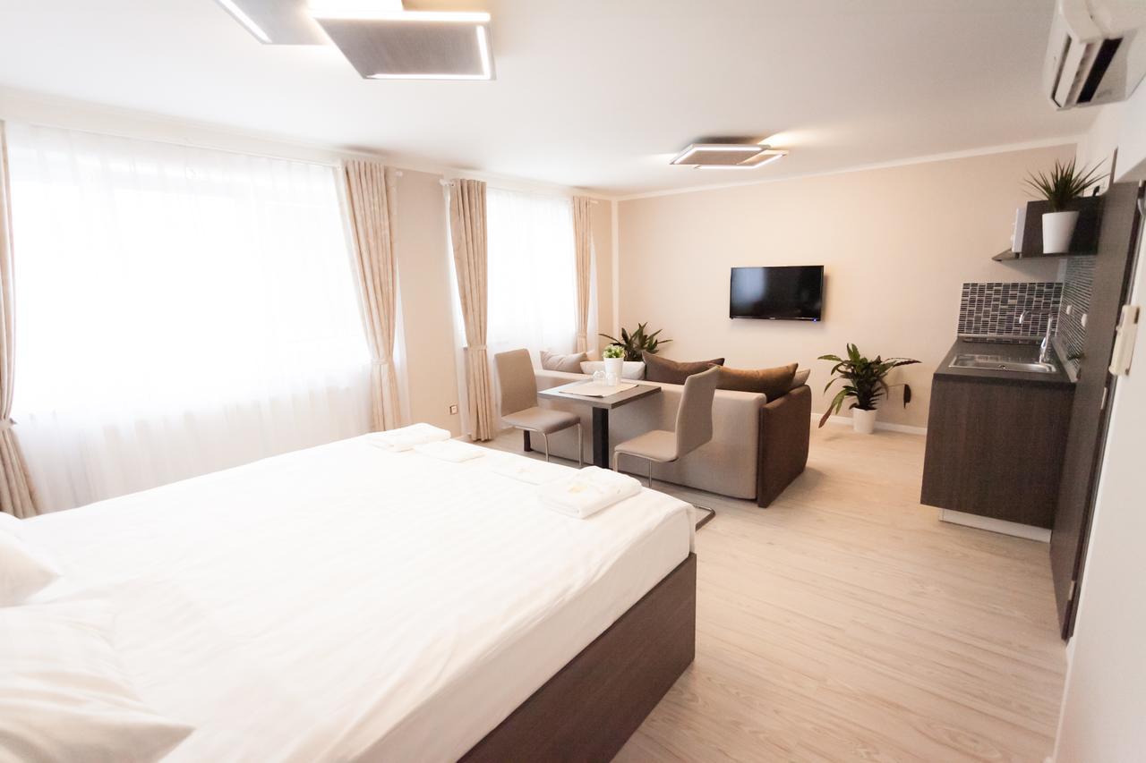 Villa Royal Прага Екстериор снимка